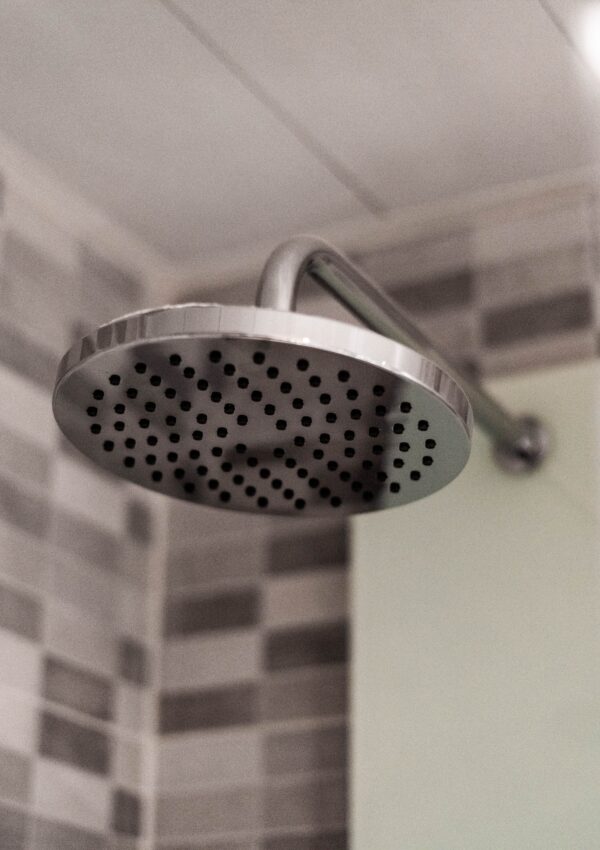 6 Best Luxury Shower Head Options You Need Today For A Home Spa Experience